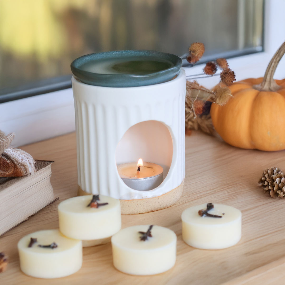 Handmade Ceramic Ribbed Wax Melter/Oil Burner