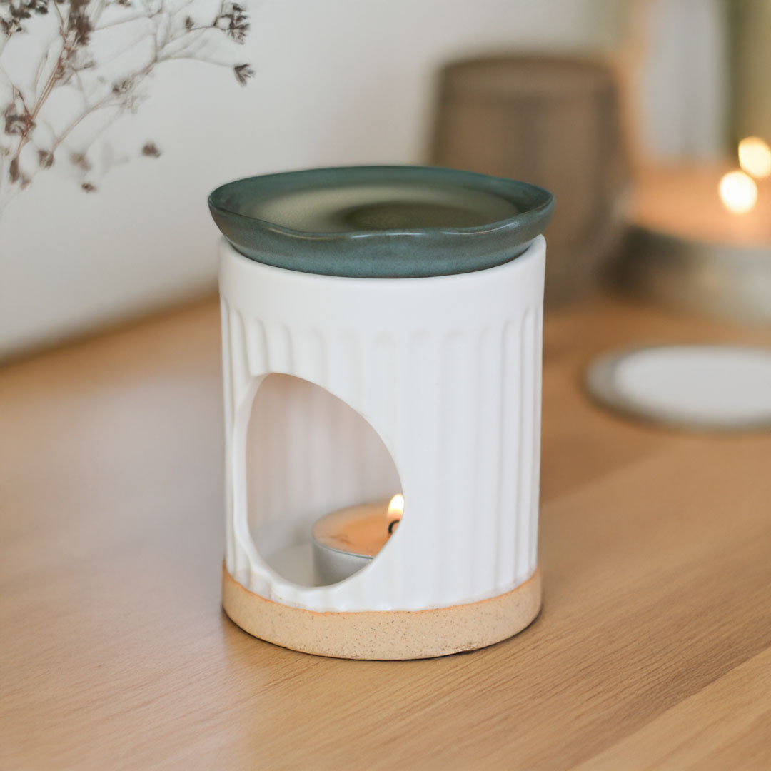 Handmade Ceramic Ribbed Wax Melter/Oil Burner